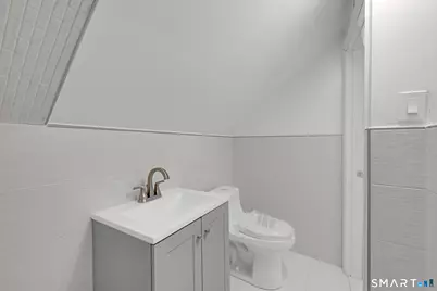 254 Broad Street, Norwich, CT 06360 - Photo 26