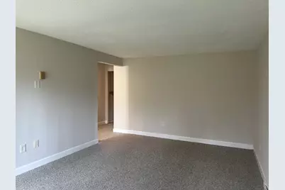 7 Padanaram Road #J253, Danbury, CT 06811 - Photo 6