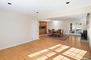 48 Lanell Dr, Stamford, CT 06902 - Photo 10