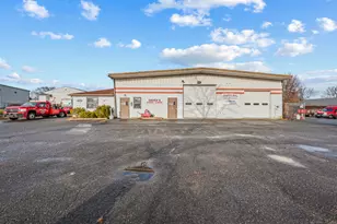 15 King Spring Rd, Windsor Locks, CT 06096 - Photo 1