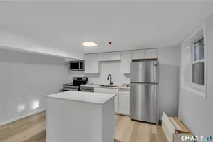 194 Hartford Rd, Manchester, CT 06040 - Photo 6