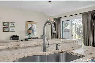 123 Heritage Village #B, Southbury, CT 06488 - Photo 6