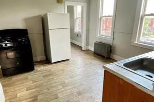 143 Putnam St, Hartford, CT 06106 - Photo 2