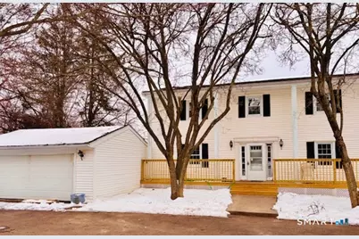 670 Wigwam Lane, Stratford, CT 06614 - Photo 2