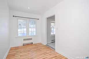 8 1st St Ext, Danbury, CT 06810 - Photo 18