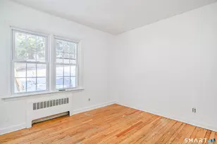 8 1st St Ext, Danbury, CT 06810 - Photo 12