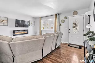 84 Eileen Rd, West Haven, CT 06516 - Photo 8