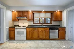 102 Chestnut St, West Haven, CT 06516 - Photo 14