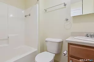 1163 Old Colony Rd, Wallingford, CT 06492 - Photo 14