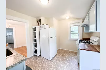 30 Bonsilene Street, Milford, CT 06460 - Photo 10