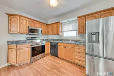 523 Adams Street, Manchester, CT 06040 - Photo 6