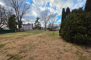 114 Whitehall Dr, East Hartford, CT 06118 - Photo 12