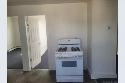 23 Morgan Avenue #3, Bridgeport, CT 06606 - Photo 6