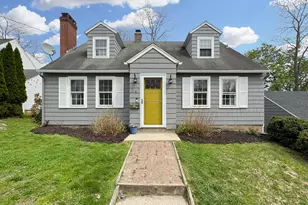 34 Harland Pl, Norwich, CT 06360 - Photo 2