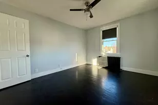 30 Russell St, Ansonia, CT 06401 - Photo 12