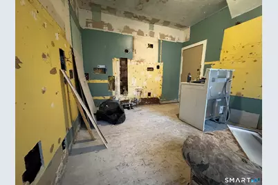 472 Edgewood Street, Hartford, CT 06112 - Photo 12