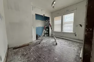 472 Edgewood St, Hartford, CT 06112 - Photo 18