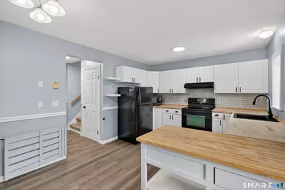 124 Lantern Park Drive #3, Naugatuck, CT 06770 - Photo 12