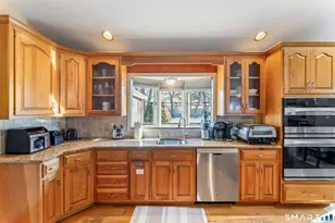 75 Eureka Ave, Stratford, CT 06614 - Photo 14