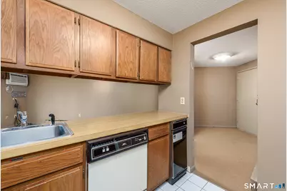 38 North Main Street #APT 14, West Hartford, CT 06107 - Photo 10