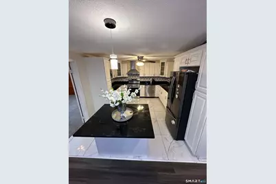 24 Bel Aire Circle, Windsor Locks, CT 06096 - Photo 16