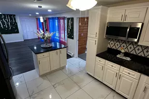 24 Bel-Aire Cir, Windsor Locks, CT 06096 - Photo 20