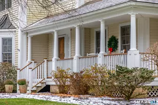 52 Steeple View Ln, Woodbury, CT 06798 - Photo 2