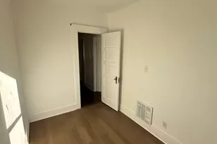 52 Oak St, Waterbury, CT 06704 - Photo 16