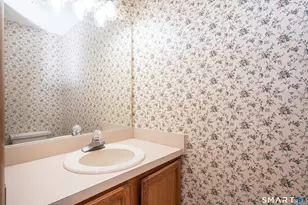 449 S Main St, Manchester, CT 06040 - Photo 18