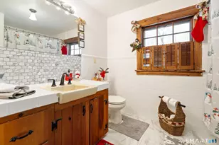 4 Rowledge Pond Rd, Newtown, CT 06482 - Photo 24