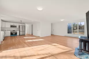 90 Pinnacle Rd, Plainville, CT 06062 - Photo 4