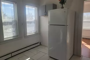 82 Lines Pl, Stratford, CT 06615 - Photo 4