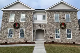 73 W Main St, Clinton, CT 06413 - Photo 1