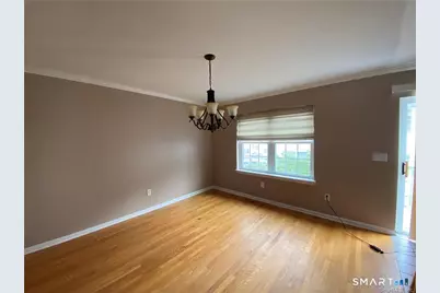 11 Mannions Lane #APT 11, Danbury, CT 06810 - Photo 6