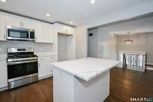 29 Minister Brook Dr, Simsbury, CT 06070 - Photo 16