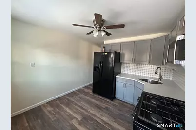 244 Woodlawn Circle, East Hartford, CT 06108 - Photo 2