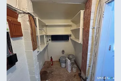 244 Woodlawn Circle, East Hartford, CT 06108 - Photo 14