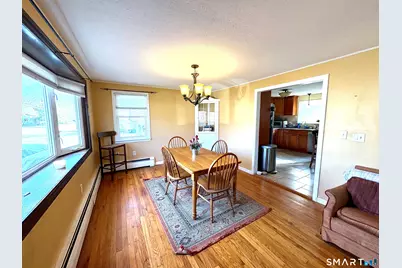 49 Hemlock Place, Middletown, CT 06457 - Photo 2