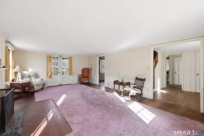 38 Roberts Lane, West Hartford, CT 06107 - Photo 6