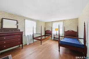 38 Roberts Ln, West Hartford, CT 06107 - Photo 18