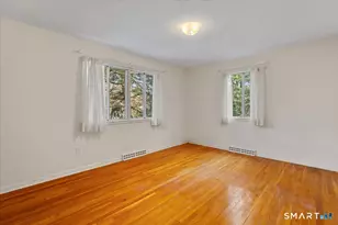 1405 Dunbar Hill Rd, Hamden, CT 06514 - Photo 20