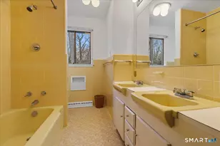 1405 Dunbar Hill Rd, Hamden, CT 06514 - Photo 26