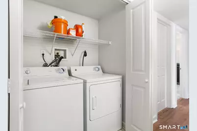 3250 Fairfield Avenue #APT 302, Bridgeport, CT 06605 - Photo 10