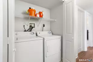 3250 Fairfield Ave, Bridgeport, CT 06605 - Photo 10