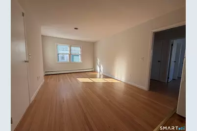 130 Rock Spring Road #4, Stamford, CT 06906 - Photo 2