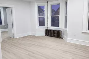 23 King St, Hartford, CT 06114 - Photo 4