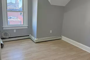 23 King St, Hartford, CT 06114 - Photo 12