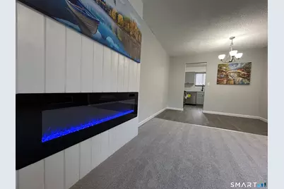 111 Sutton Place #111, Bloomfield, CT 06002 - Photo 10