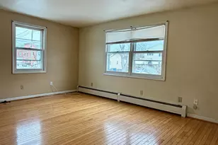 44 Webb St, Hamden, CT 06517 - Photo 2