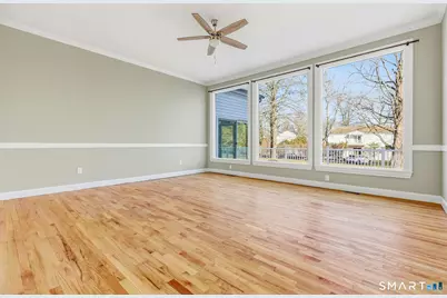 106 C Comstock Hill Avenue, Norwalk, CT 06850 - Photo 12